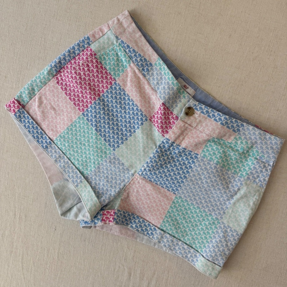 Vineyard Vines  Womens Patchwork Whale Print Shorts Multicolor Size 4